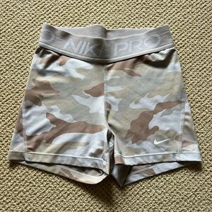 Nike Pro Dri-fit shorts, tan camo print, size small